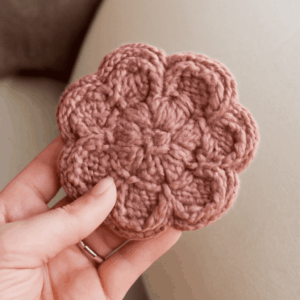 Crochet flower pattern and free flower crochet patterns